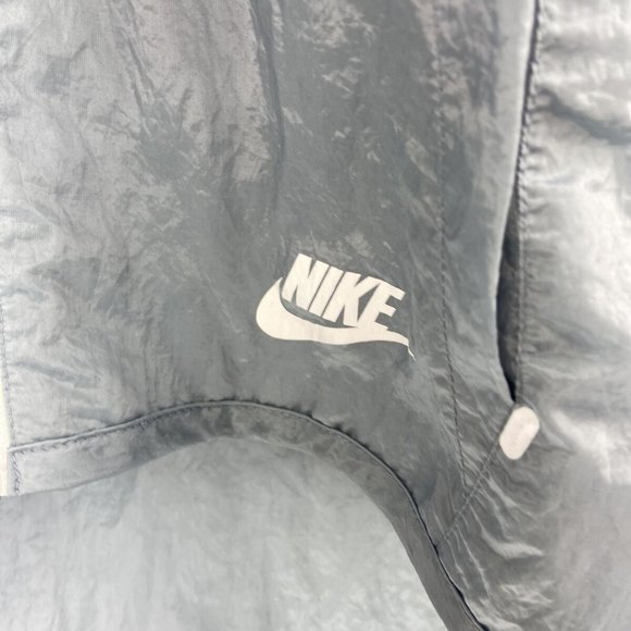 Nike Tech Women’s Gray Nylon Windbreaker Size S - Picture 6 of 7